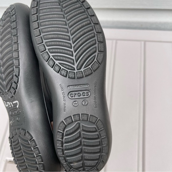 CROCS Kadee Ballet Flats Black Slip On Shoes Cutout Detaild Size 7 Women’s - Picture 9 of 9